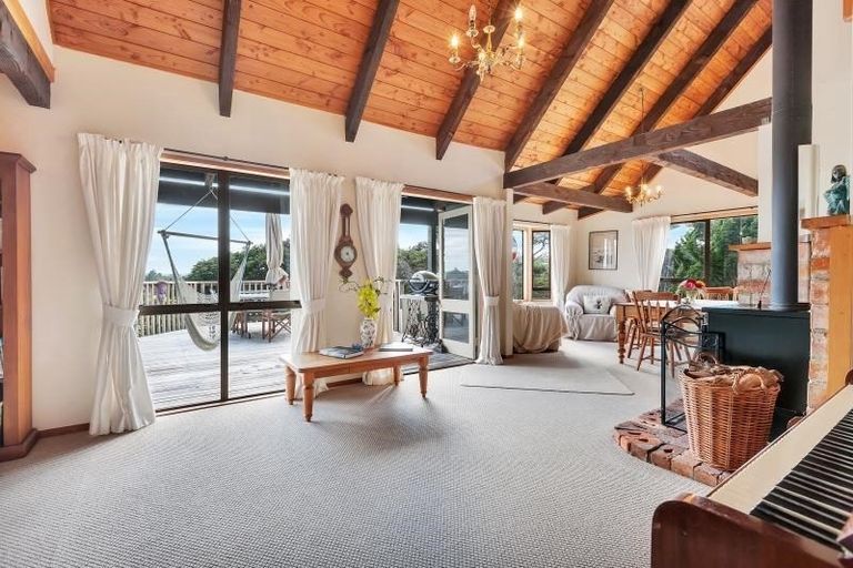 Photo of property in 224 Greenhithe Road, Greenhithe, Auckland, 0632