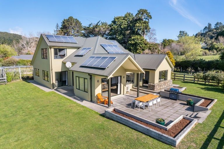 Photo of property in 1031c Blue Mountains Road, Blue Mountains, Upper Hutt, 5371
