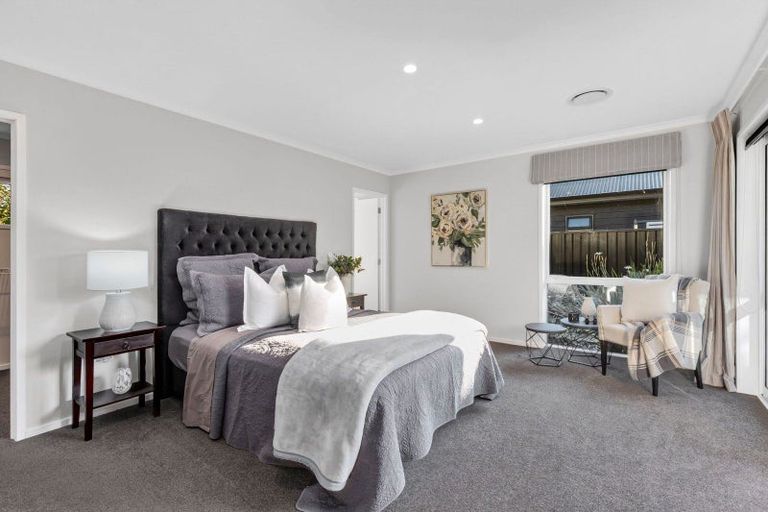 Photo of property in 48 Norfolk Drive, Cambridge, 3434