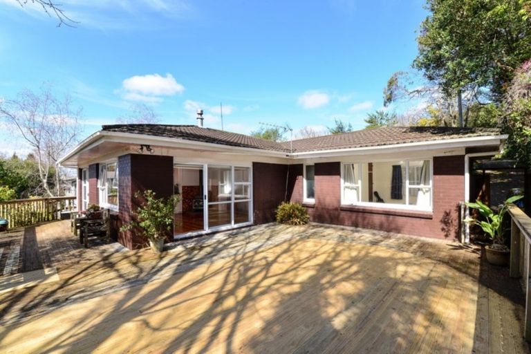Photo of property in 3 Corbett Avenue, Hillcrest, Hamilton, 3216