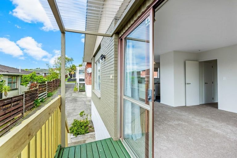 Photo of property in 2/26 Cromdale Avenue, Highland Park, Auckland, 2010