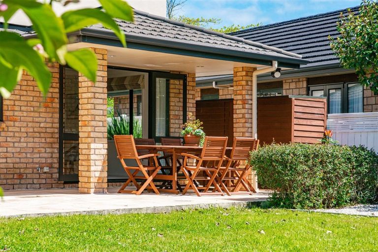 Photo of property in 39 Lake Panorama Drive, Henderson, Auckland, 0612