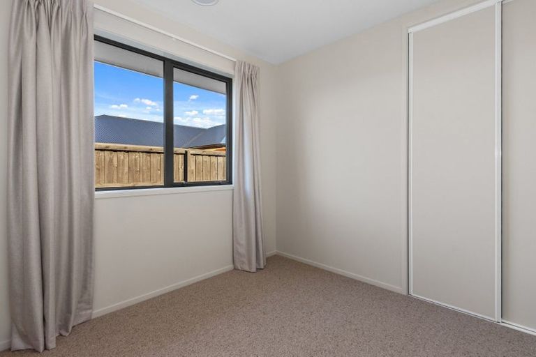 Photo of property in 12 Weaver Street, Woodend, 7691