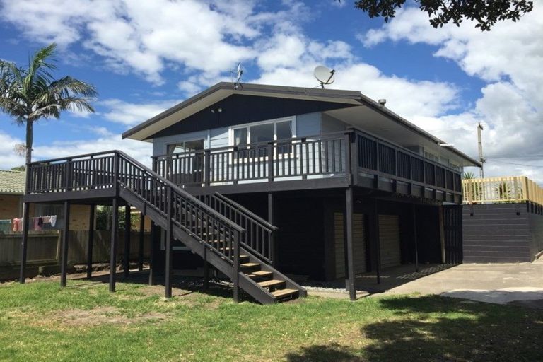 Photo of property in 1269 Papamoa Beach Road, Papamoa Beach, Papamoa, 3118