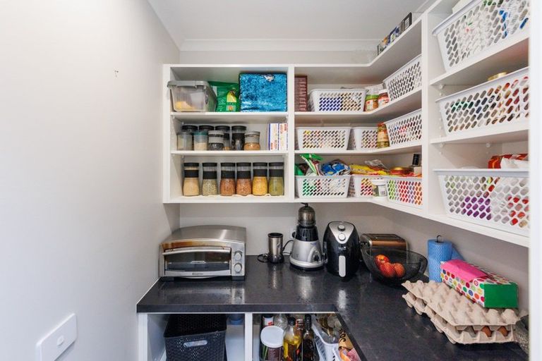 Photo of property in 6 Varsity Heights, Fitzherbert, Palmerston North, 4410