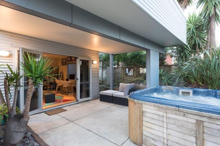 Photo of property in 17b Tui Street, Mount Maunganui, 3116