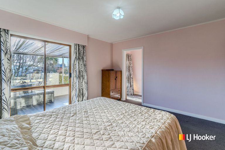 Photo of property in 17 Viscount Road, Waldronville, Dunedin, 9018