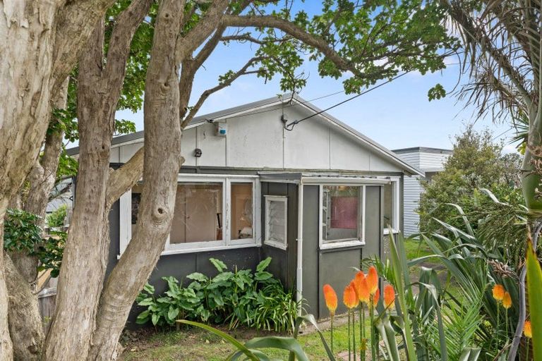 Photo of property in 152b Glengarry Road, Glen Eden, Auckland, 0602