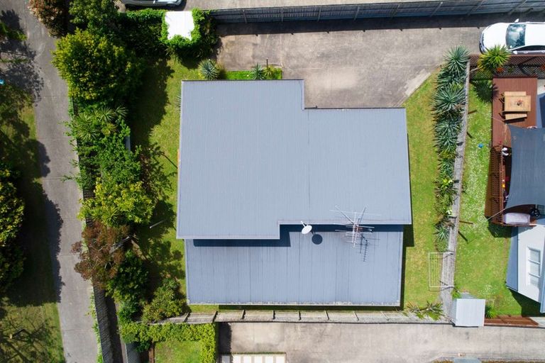 Photo of property in 23 Carento Way, Stanmore Bay, Whangaparaoa, 0932