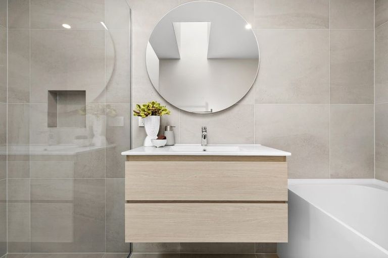 Photo of property in 14 Moonstone Street, Albert Town, Wanaka, 9305