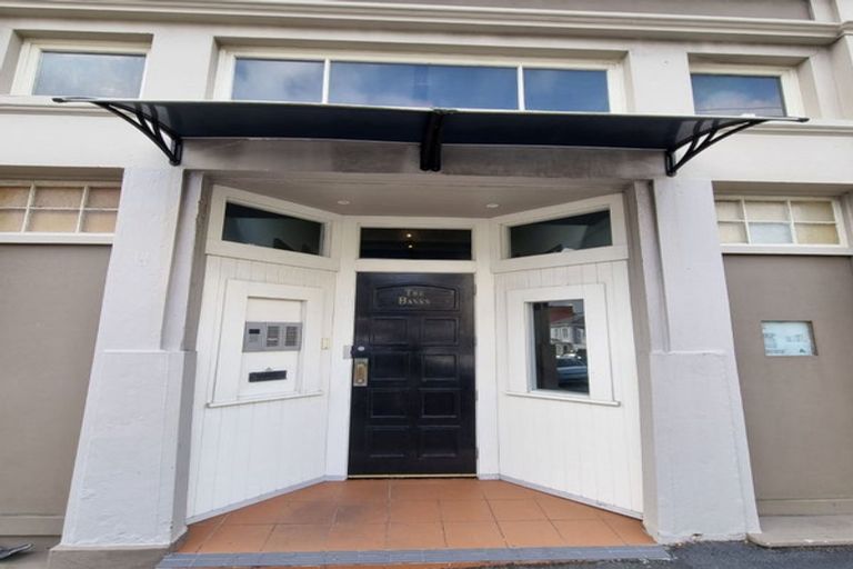 Photo of property in 5/37 Majoribanks Street, Mount Victoria, Wellington, 6011