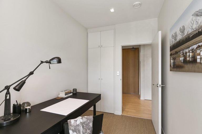 Photo of property in Chews Lane Apartments, 15b/9 Chews Lane, Wellington Central, Wellington, 6011