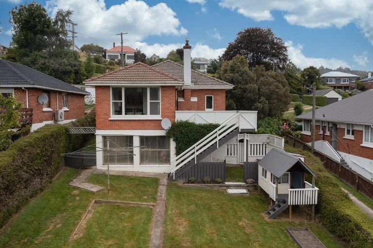 Photo of property in 10 Scotland Terrace, Green Island, Dunedin, 9018