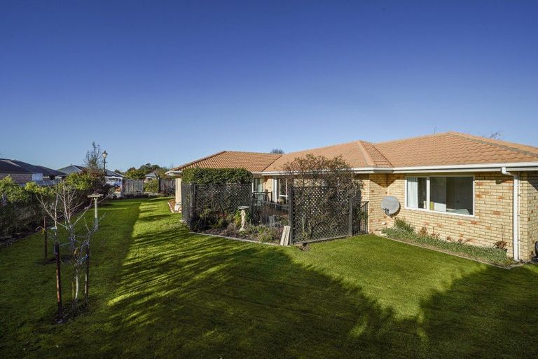 Photo of property in 48 Panckhurst Drive, Woodend, 7610