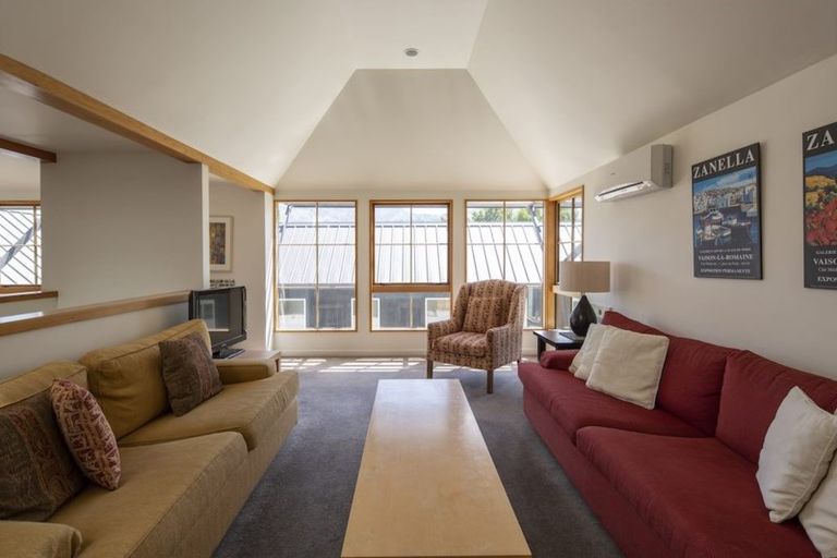 Photo of property in 122 Slope Hill Road, Lake Hayes, Queenstown, 9371