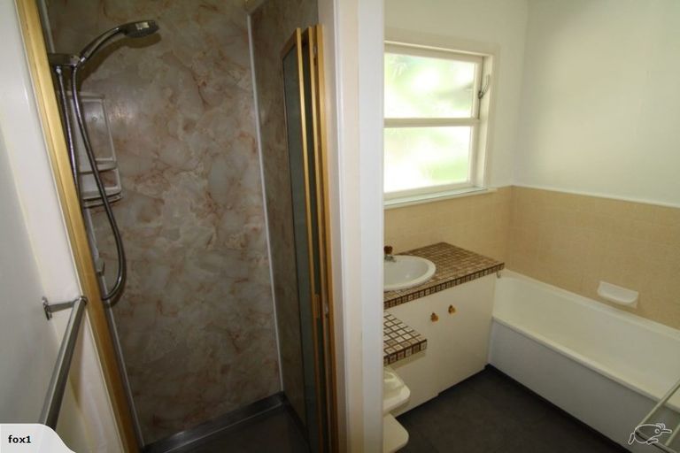 Photo of property in 10 Kamla Way, Khandallah, Wellington, 6035