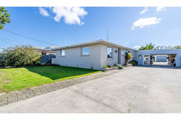 Photo of property in 12 Willis Street, Grasmere, Invercargill, 9810