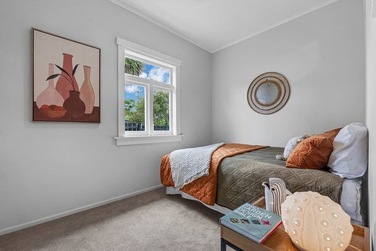 Photo of property in 1/36 Rimu Street, New Lynn, Auckland, 0600