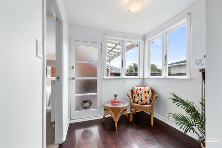 Photo of property in 17 Collingwood Street, Waterloo, Lower Hutt, 5011