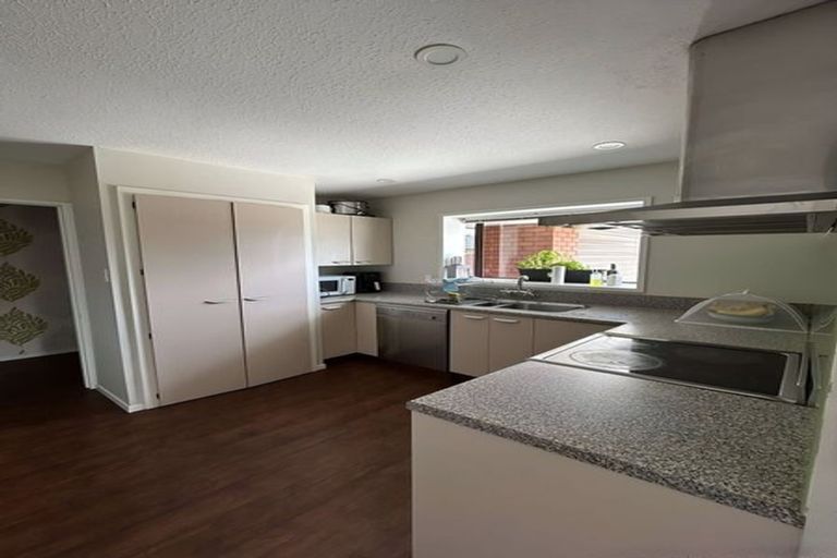 Photo of property in 18b Clyde Road, Upper Riccarton, Christchurch, 8041