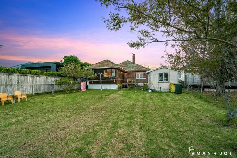 Photo of property in 51 Moa Road, Point Chevalier, Auckland, 1022