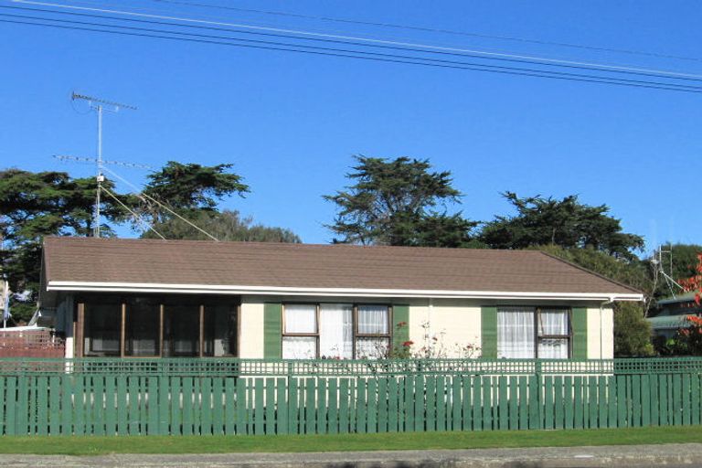 Photo of property in 10a Bell Street, Otaki, 5512