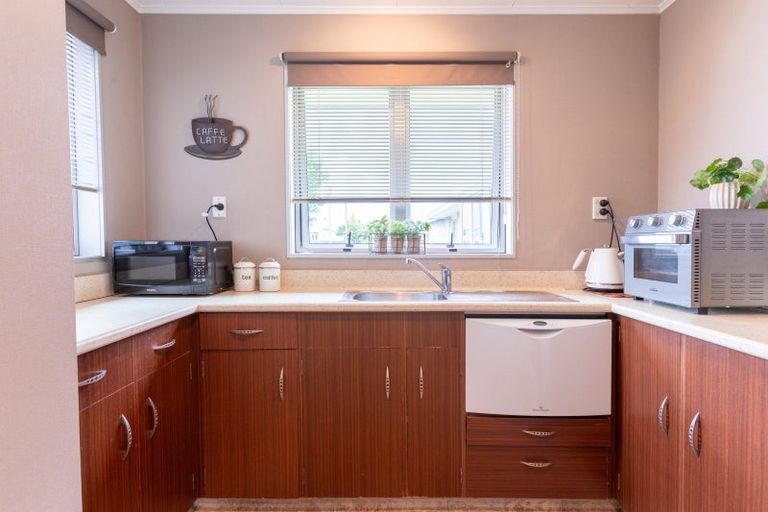 Photo of property in 39c Burns Street, Dannevirke, 4930