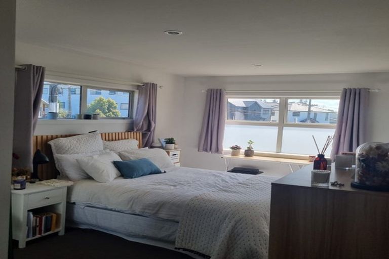 Photo of property in 1/1 June Place, Hamilton East, Hamilton, 3216