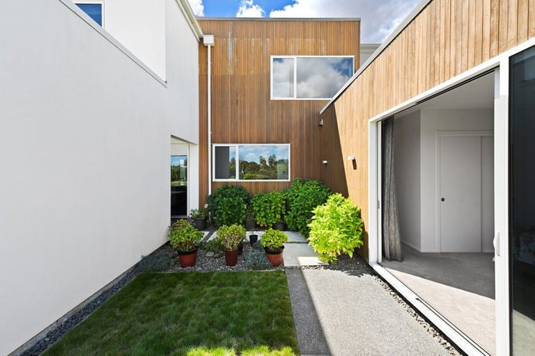 Photo of property in 33 Roy Hilton Drive, Flagstaff, Hamilton, 3210