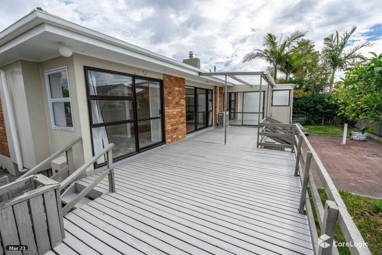 Photo of property in 8 Kulim Avenue, Otumoetai, Tauranga, 3110
