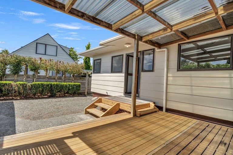 Photo of property in 8a Kaimai Place, Hairini, Tauranga, 3112