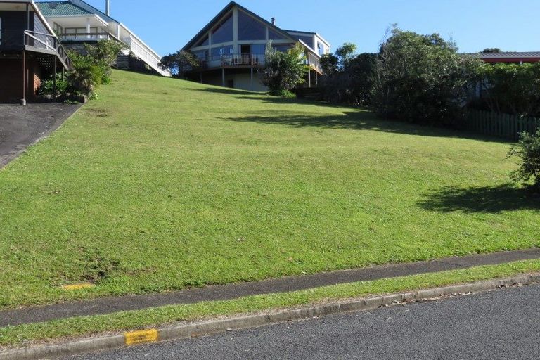 Photo of property in 119 Bambury Place, Onemana, Whangamata, 3691