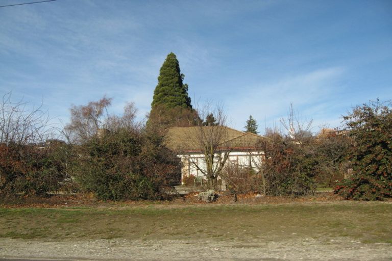 Photo of property in 138-142 Tenby Street, Wanaka, 9305
