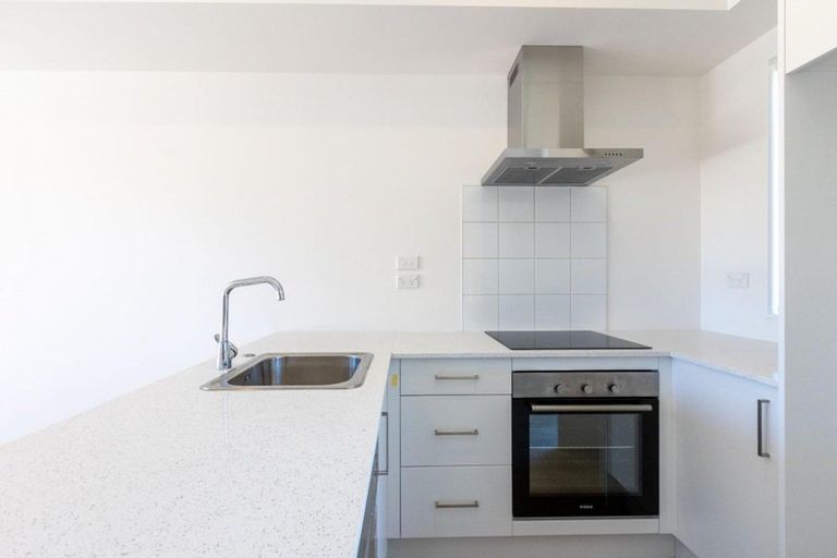 Photo of property in 3/122 Pooks Road, Ranui, Auckland, 0612