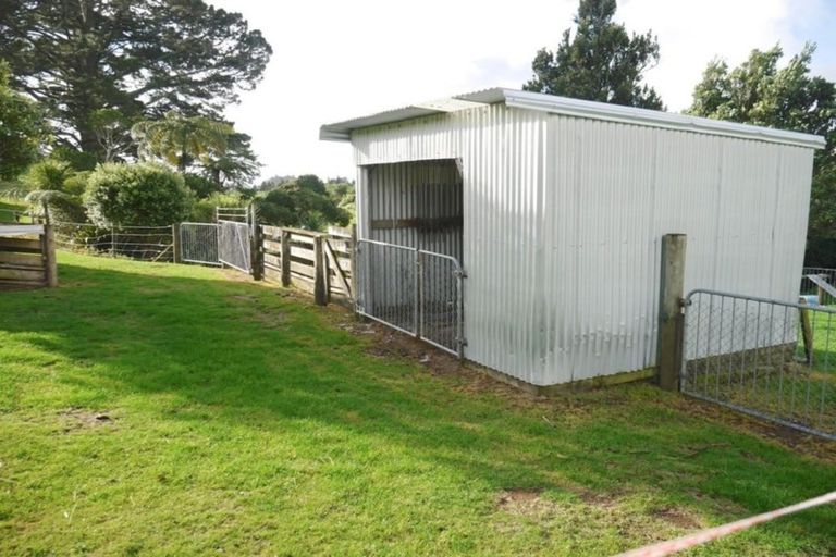Photo of property in 15 Hurworth Road, Hurworth, New Plymouth, 4371