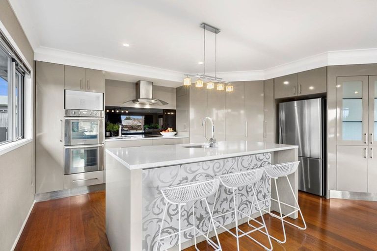 Photo of property in 8 Karamea Street, Whalers Gate, New Plymouth, 4310