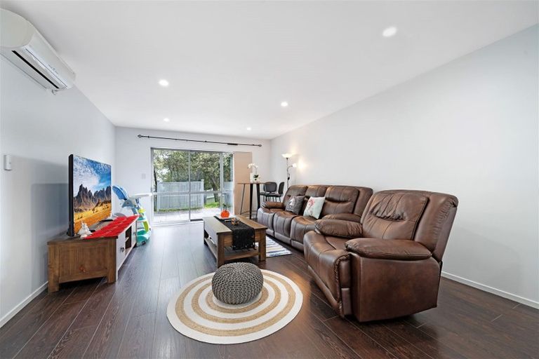 Photo of property in 51 Bayside Drive, Browns Bay, Auckland, 0630