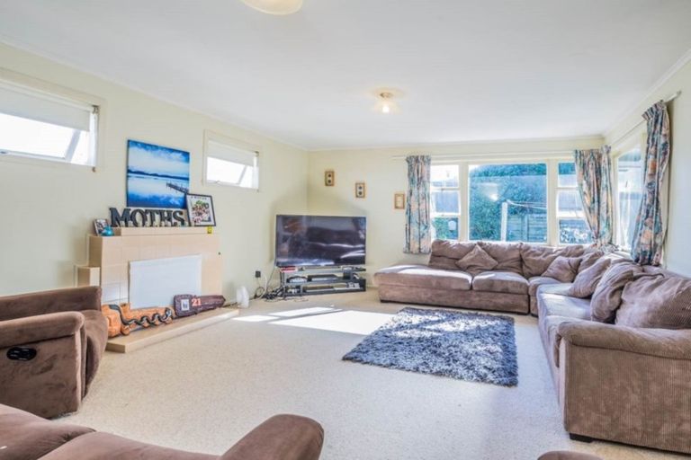 Photo of property in 18 Tristram Avenue, Forrest Hill, Auckland, 0620