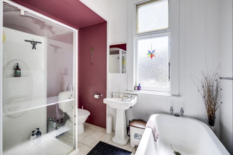 Photo of property in 707 Saint Aubyn Street West, Saint Leonards, Hastings, 4120