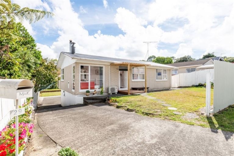 Photo of property in 29 Stott Avenue, Birkdale, Auckland, 0626
