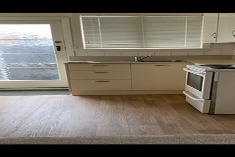 Photo of property in 1/1 Coles Place, St Albans, Christchurch, 8014