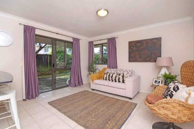 Photo of property in 24 Baltersan Drive, Flat Bush, Auckland, 2016