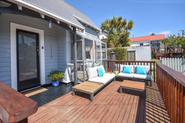 Photo of property in 4 Cook Street, Mornington, Dunedin, 9011
