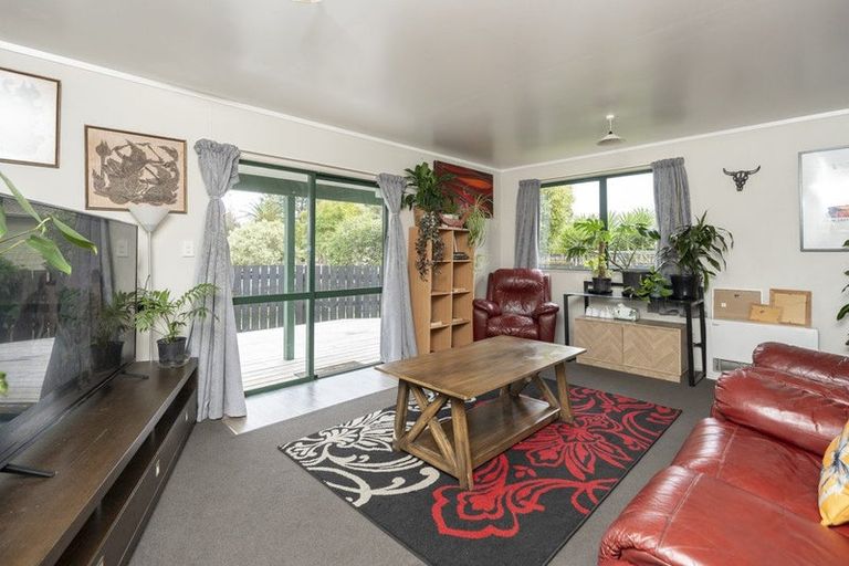 Photo of property in 1 Penney Green, Nawton, Hamilton, 3200