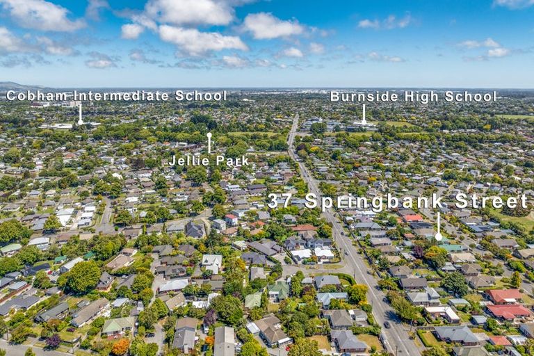 Photo of property in 37 Springbank Street, Bryndwr, Christchurch, 8053