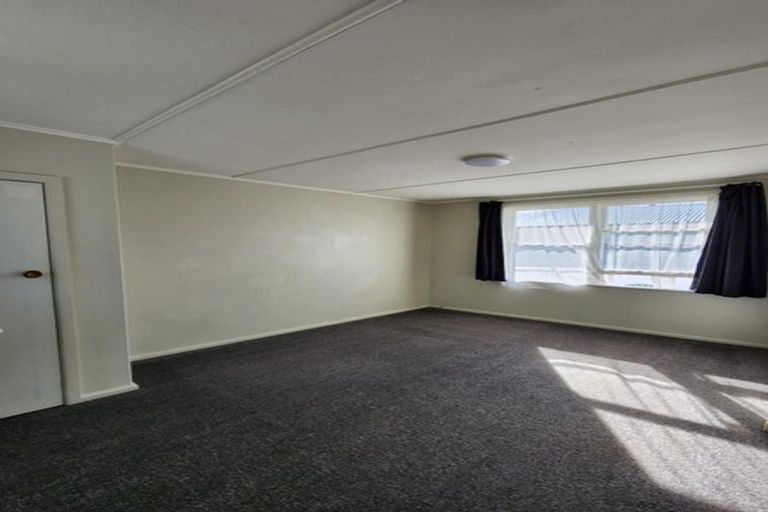 Photo of property in 18 Mackie Street, Waipukurau, 4200
