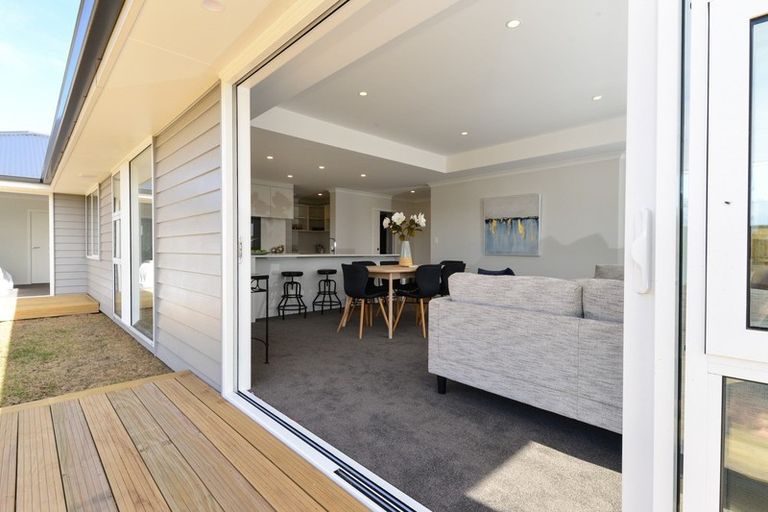 Photo of property in 10a Faber Place, Rototuna North, Hamilton, 3210