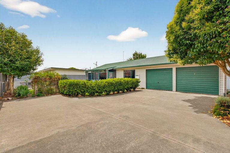 Photo of property in 804 Lyell Street, Akina, Hastings, 4122