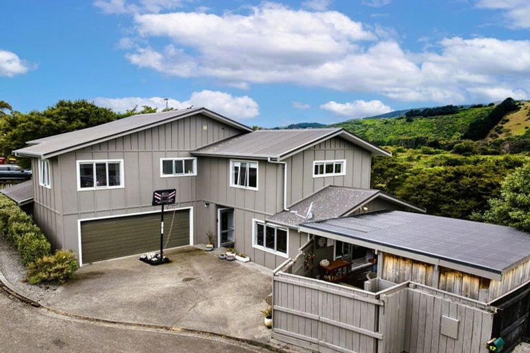 Photo of property in 15 Charlotte Way, Raumati South, Paraparaumu, 5032