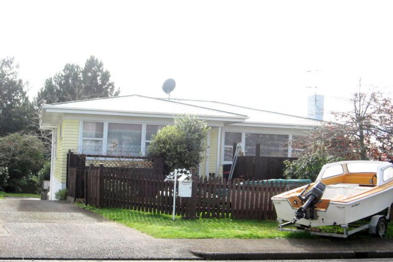 Photo of property in 2/19 Mountfort Street, Manurewa, Auckland, 2102